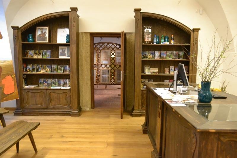 Informační centrum s expozicemi Bělá pod Bezdězem