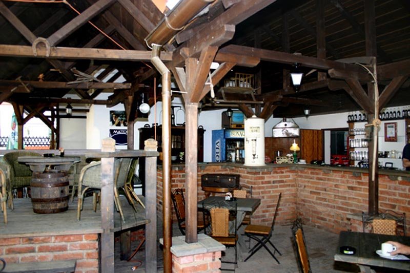 Restaurace a Zahradní restaurace Černý kůň