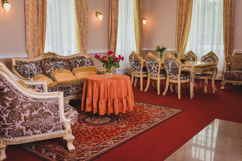 Zámek Kamenný Dvůr - hotel